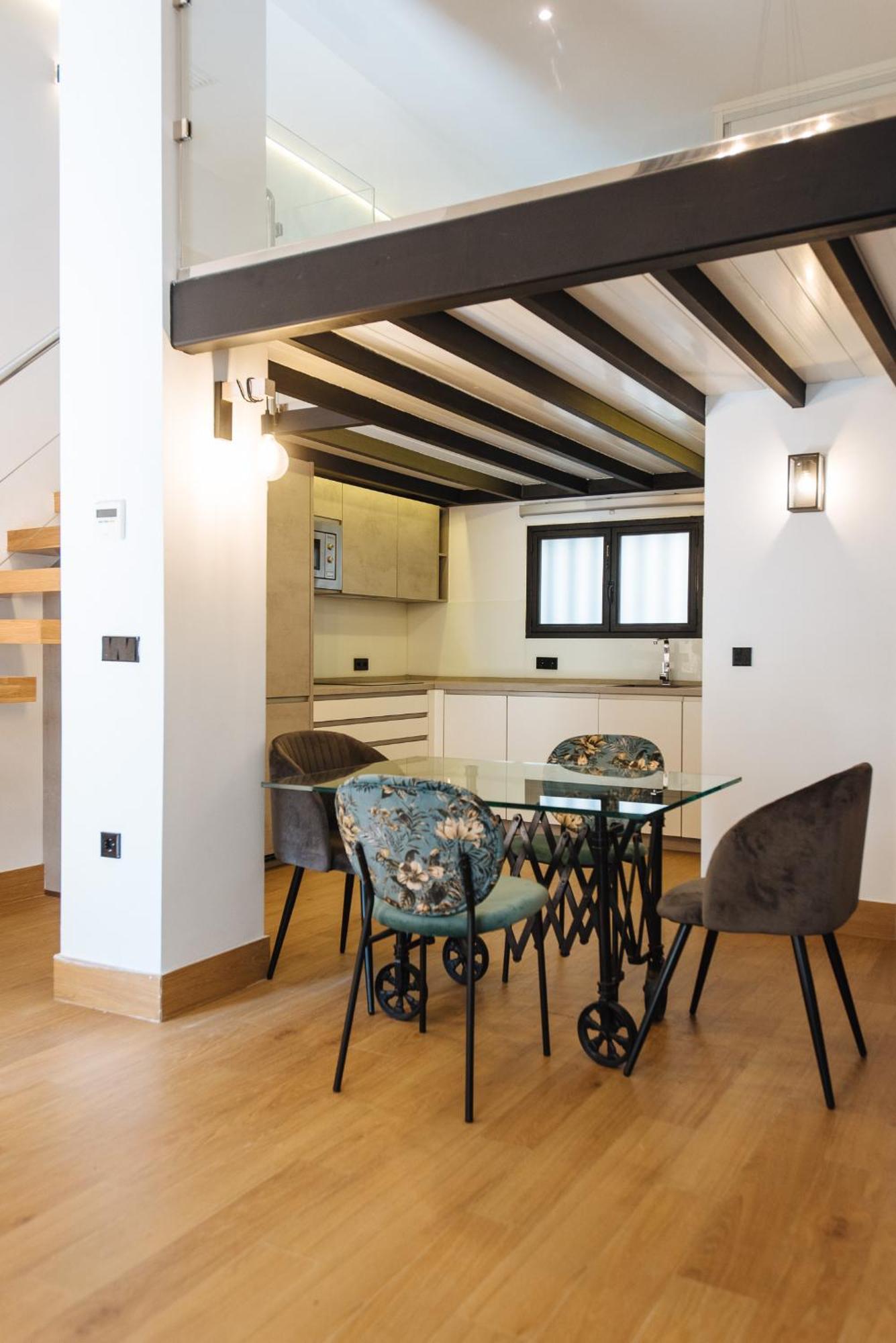 Loft Patricia Nervion Apartment Севиля Екстериор снимка